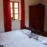 بيت ضيافة Altstadtcafe Und