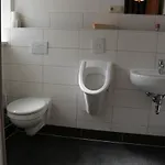 بيت ضيافة Altstadtcafe Und