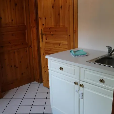 Guest house Altstadtcafe Und 3*