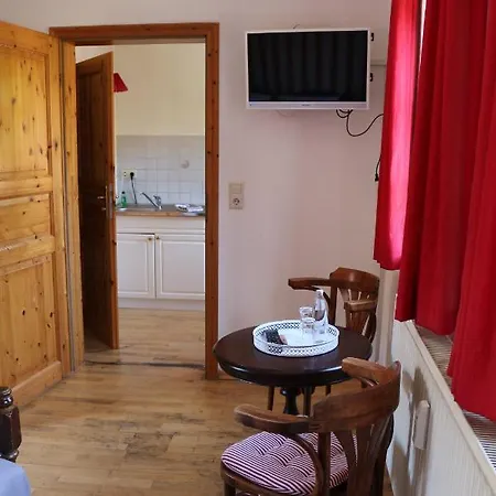 Altstadtcafé Und Maison d'hôtes Havelberg