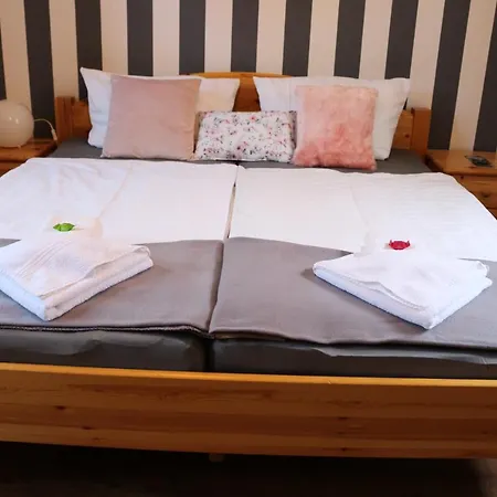 Altstadtcafe Und Guest house Havelberg