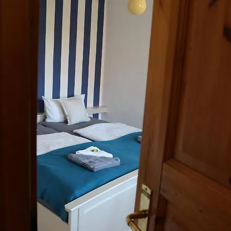 Altstadtcafe Und Guest house 3*