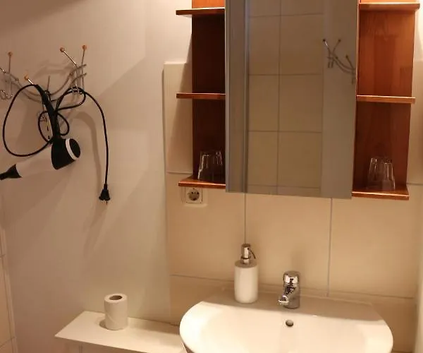 Altstadtcafe Und Penzion 3*