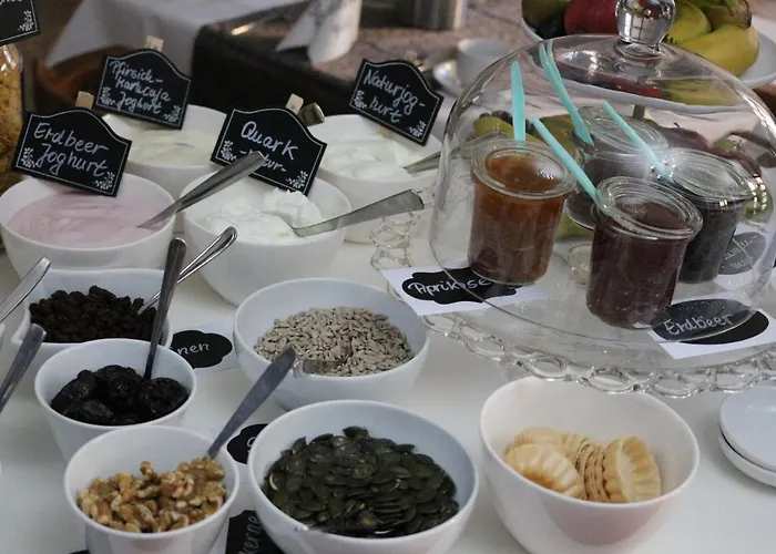 Altstadtcafe Und Penzion 3*